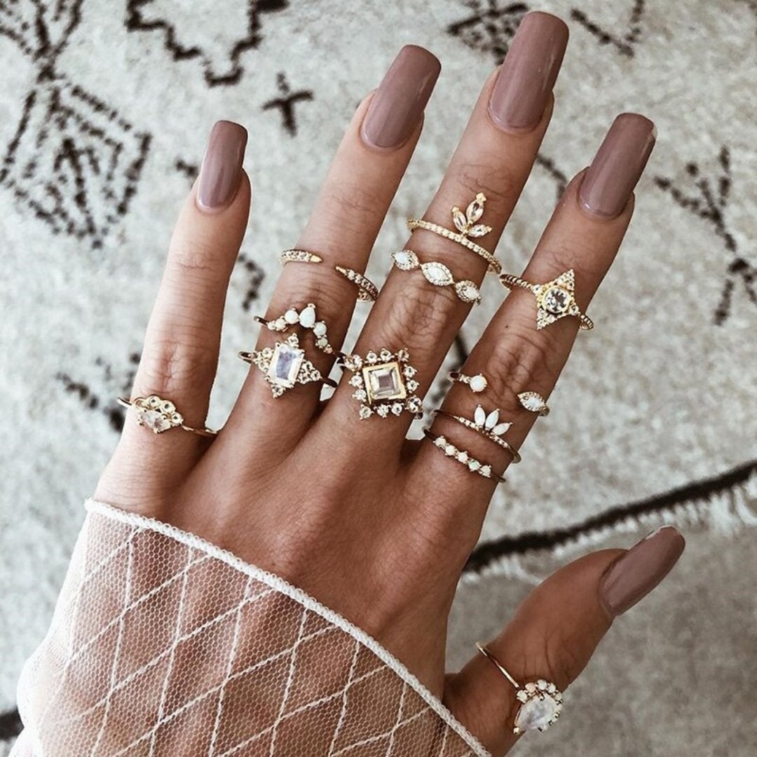 Unique packaging featuring 8 to 12 rings