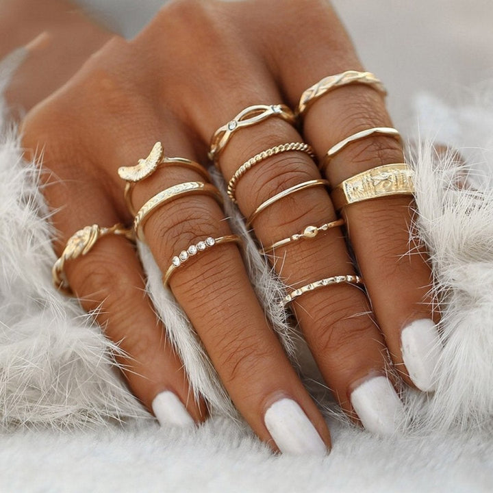 Premium Unique Pack of 8 to 12 Rings