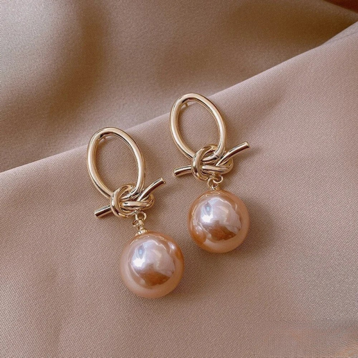 Pearl Earrings™ | Timeless Elegance in Jewelry