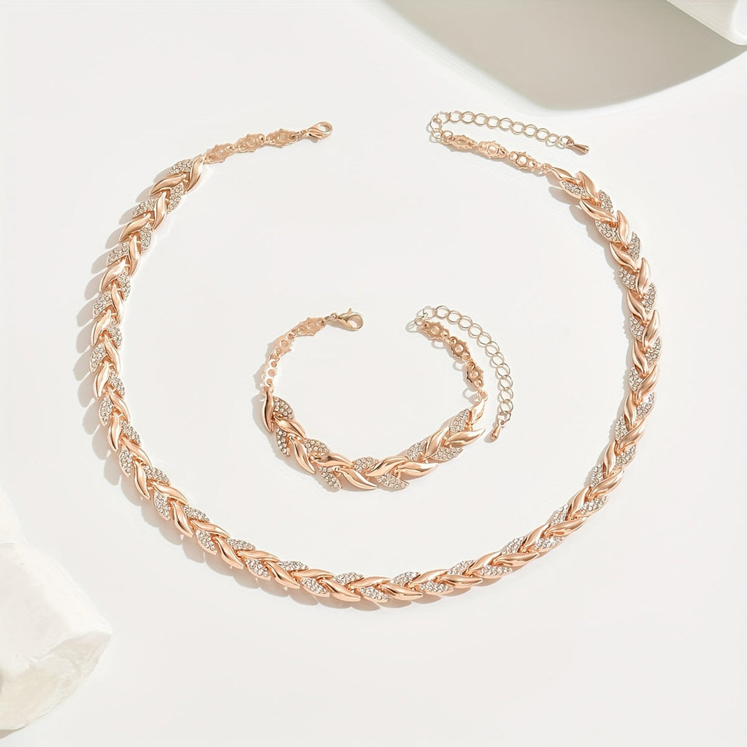 Fish Tail Set™ | Elegance in Glass and Refined Rhinestones