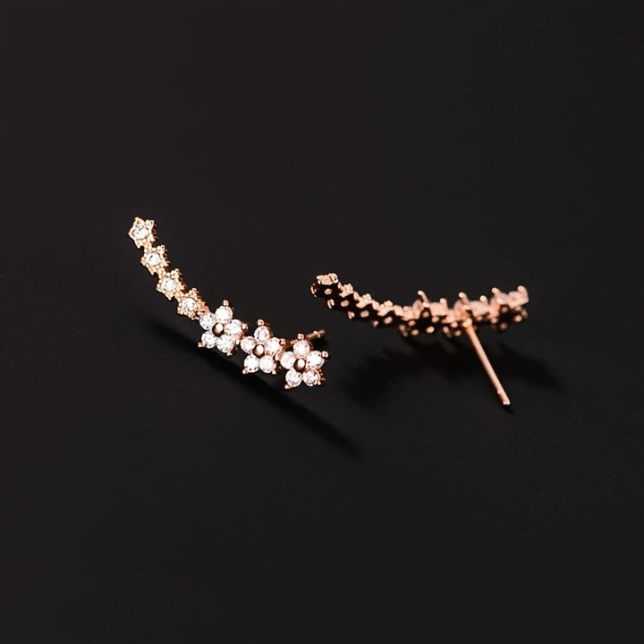 Floral Hoops™ | Timeless Elegance in Gold