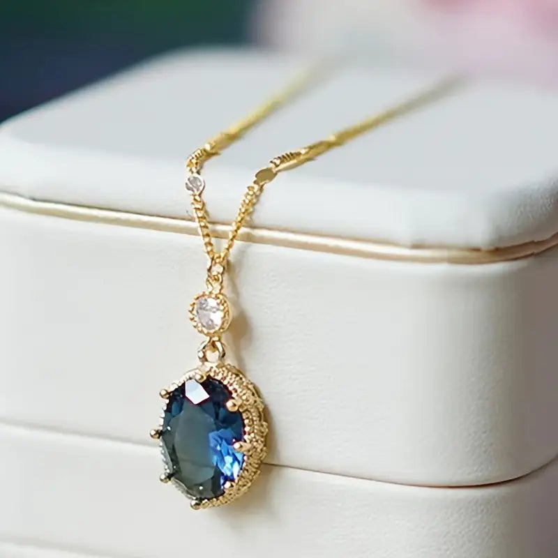 Lunebray Thessia Gold Necklace