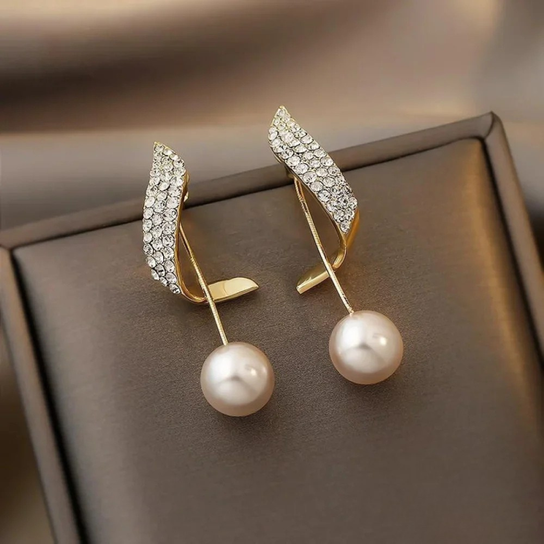 Earrings™ | Elegance in Golden Pearls