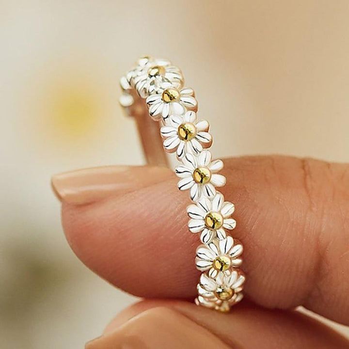 Adjustable Silver Daisy Ring Hand-Enamelled