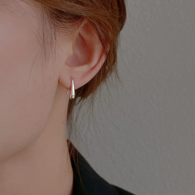 Goutte d'Eau™ | Elegant Silver Earrings