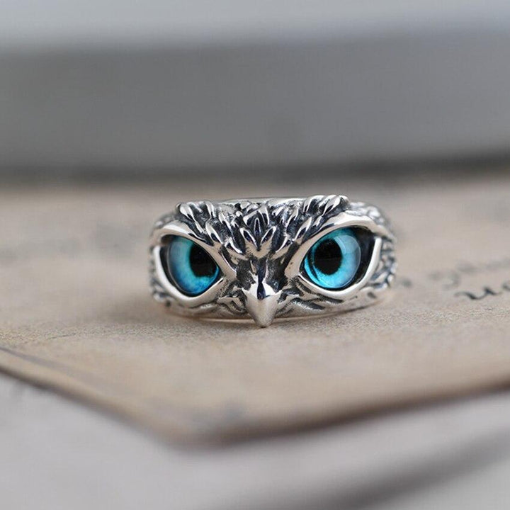 Adjustable Glückseule Ring in Silver and Opal