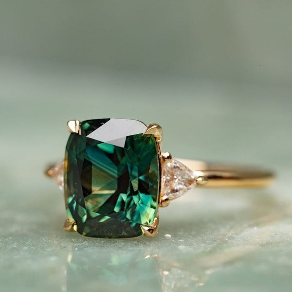 Green Vintage-Inspired Gemstone Ring | Gold