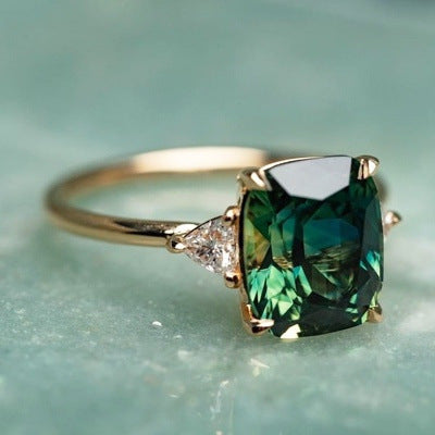 Green Vintage-Inspired Gemstone Ring | Gold