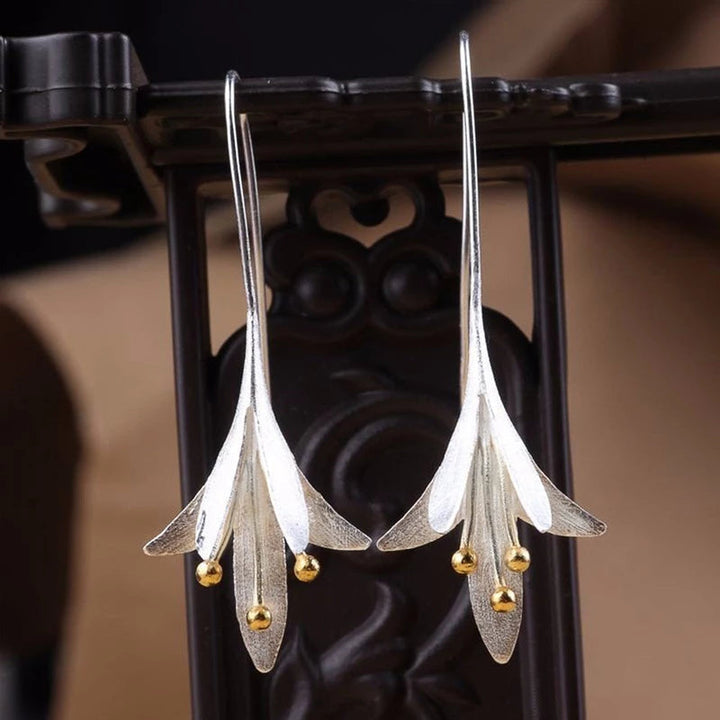 Elegant Silver Earrings