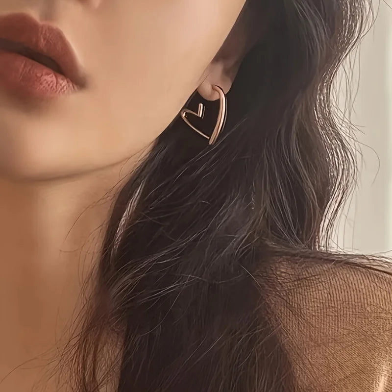 Elegant Rose Gold Heart-Shaped Earrings