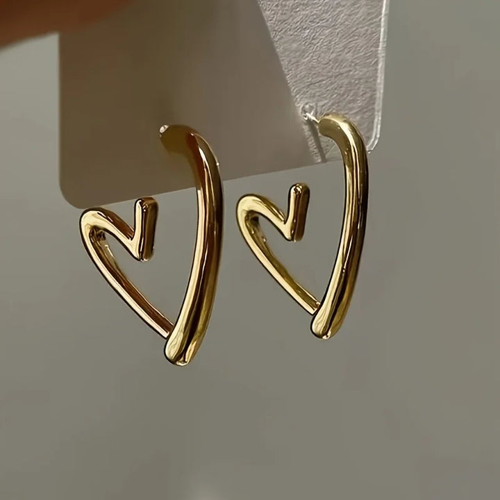Elegant Rose Gold Heart-Shaped Earrings