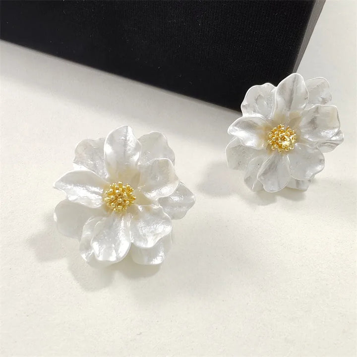 Chic Flower-Shaped White Acrylic Earrings