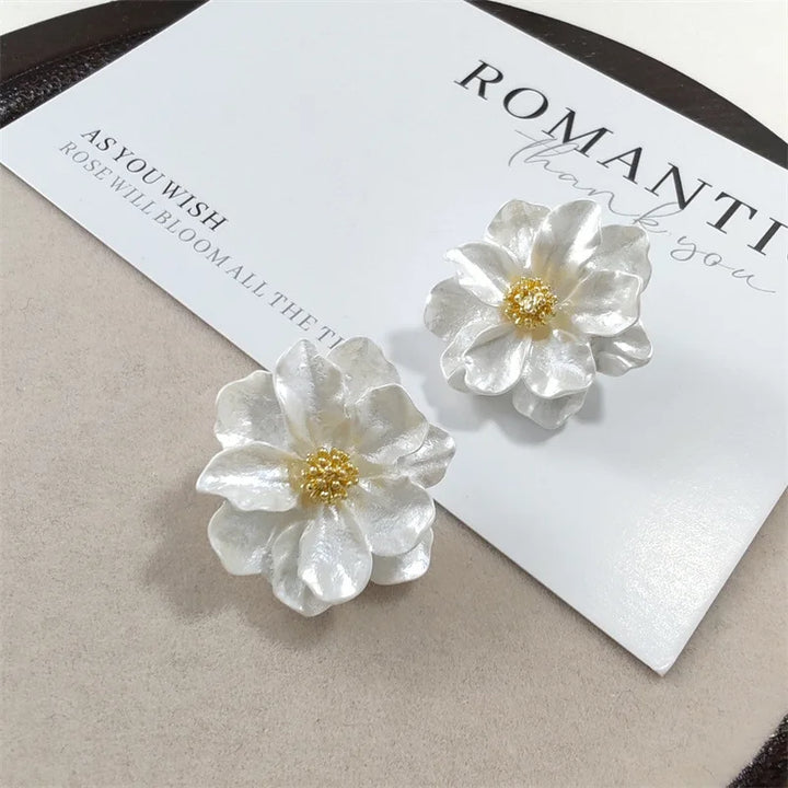 Chic Flower-Shaped White Acrylic Earrings