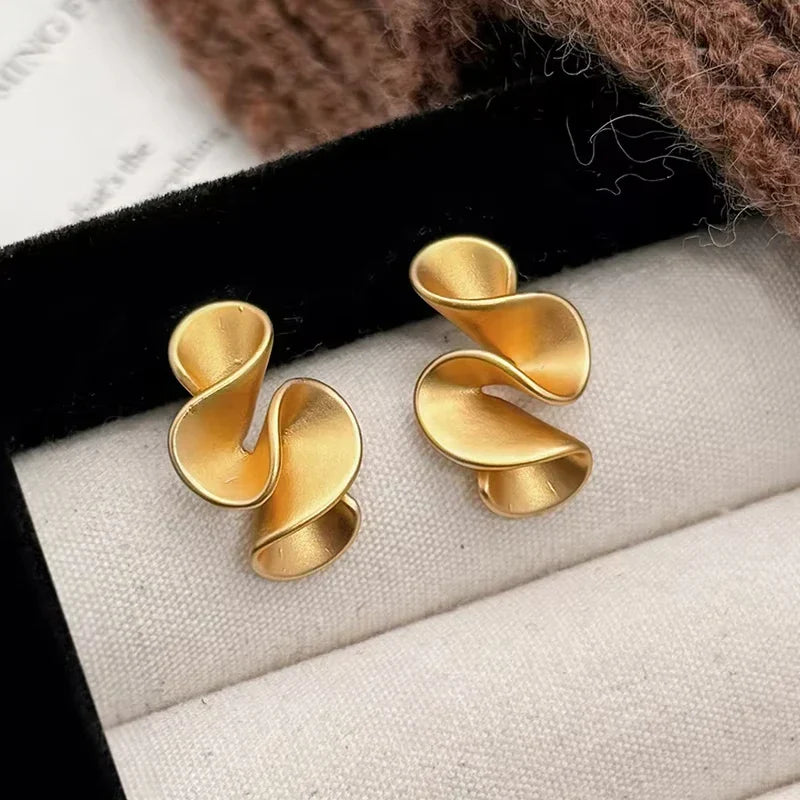 Flower-Shaped Sterling Silver and 18K Gold Earrings