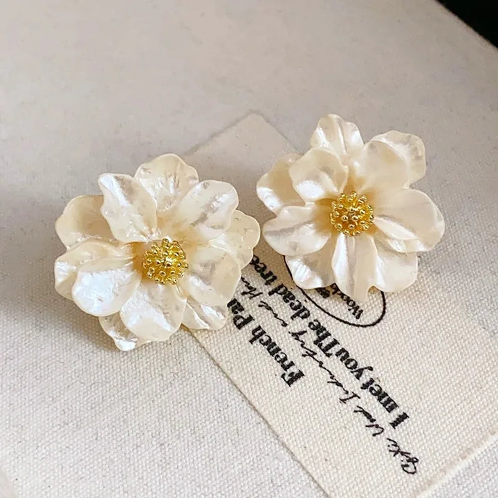 Chic Flower-Shaped White Acrylic Earrings