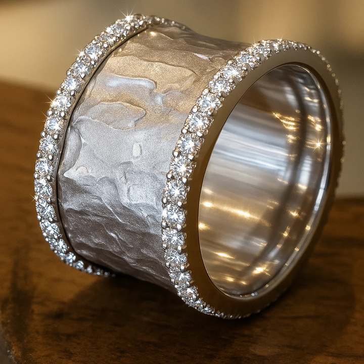 SILVER ZIRCON RING - VINTAGE STYLE