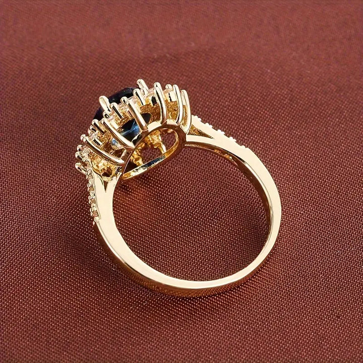 Gold Ring with Sapphire Vionne