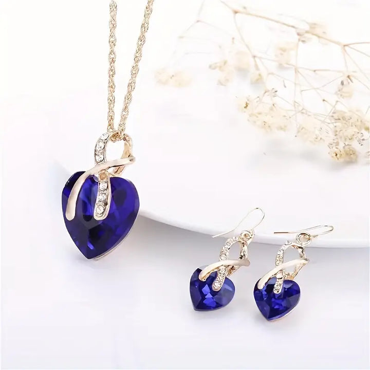Marisolde Tavira Gold Jewelry Set