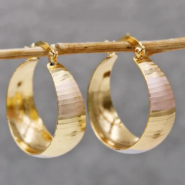 Gold Earrings™ | Sophisticated Elegance in Gold