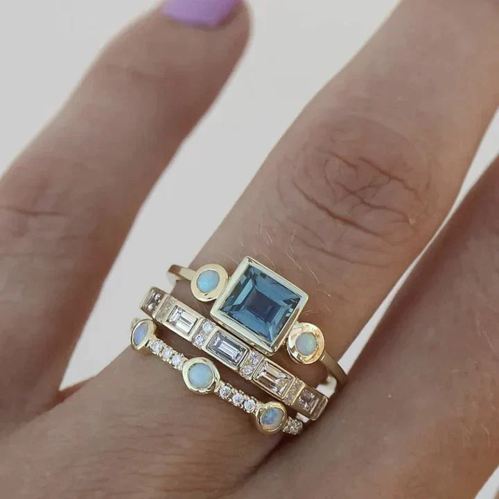 Blue Crystal Vintage Ring