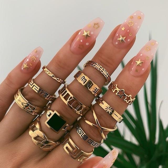 Premium Unique Pack of 8 to 12 Rings